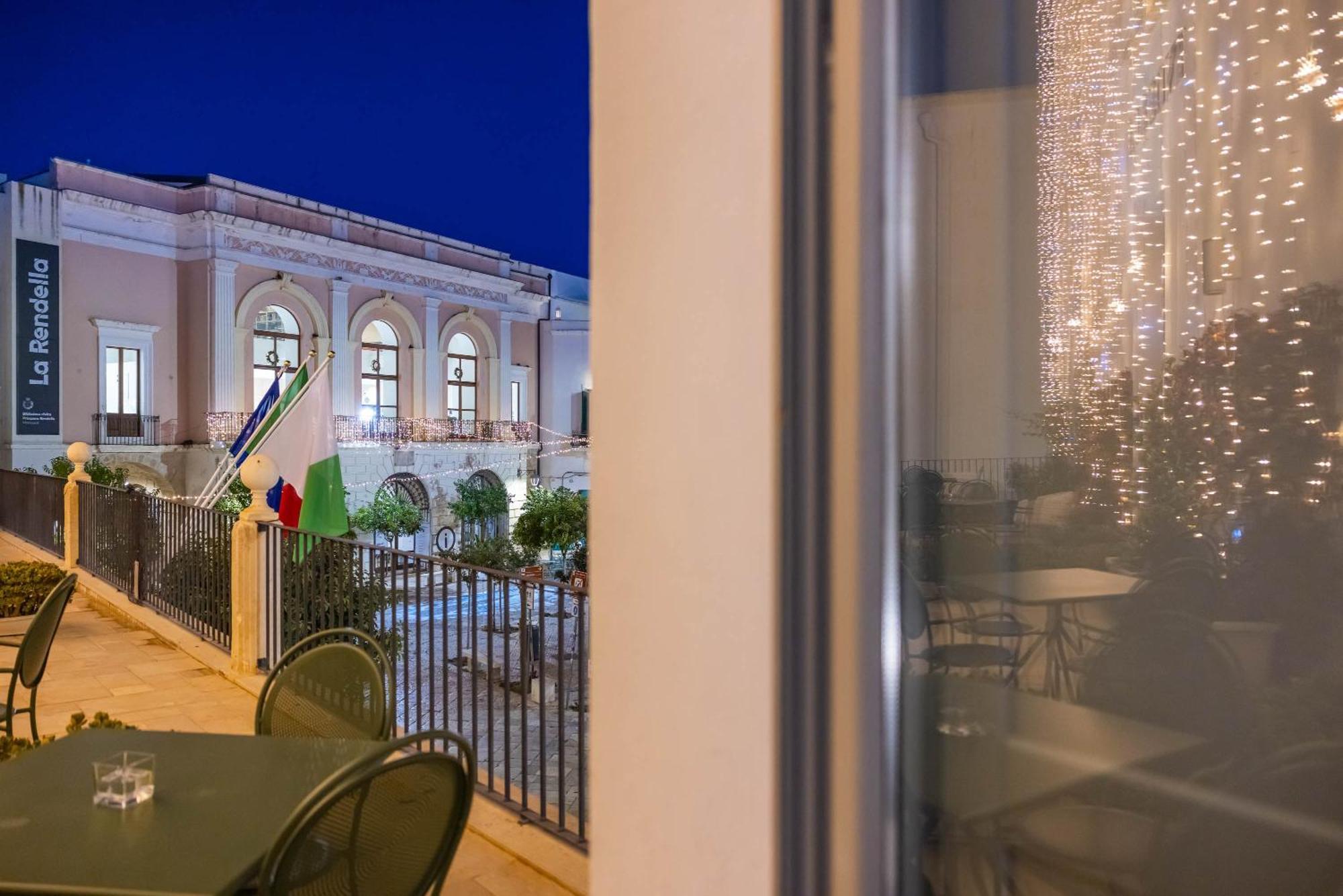 Palazzo Indelli Hotel โมโนโปลี ภายนอก รูปภาพ